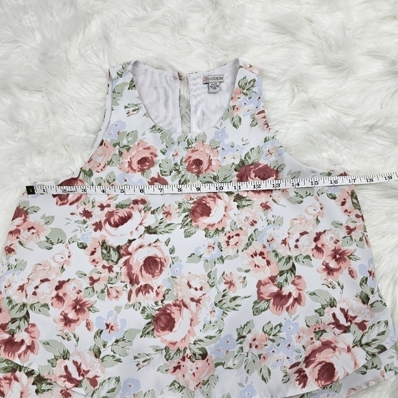 Guess Floral Tiered Sleeveless Blouse - Picture 4 of 7